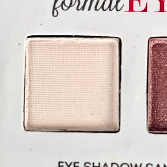 Coastal Scents Formal Eyes Duo Eye Shadow Style Travel .023 oz .65g New - Picture 3 of 7